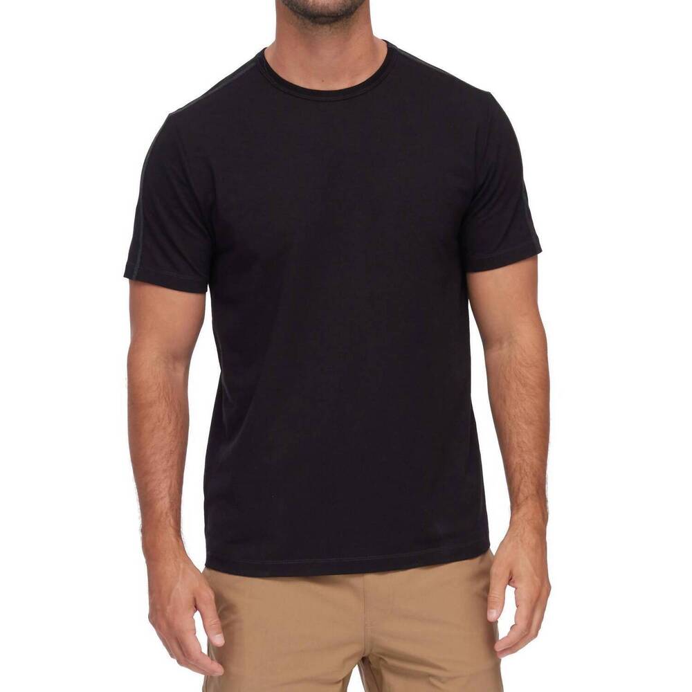 NEW FLAGS & ANTHEM tae essential tee in black
